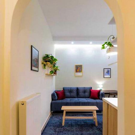 Arch 19 Apartment Thessaloniki Exterior photo